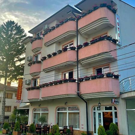 Hotel Montenegro Struga Exterior foto