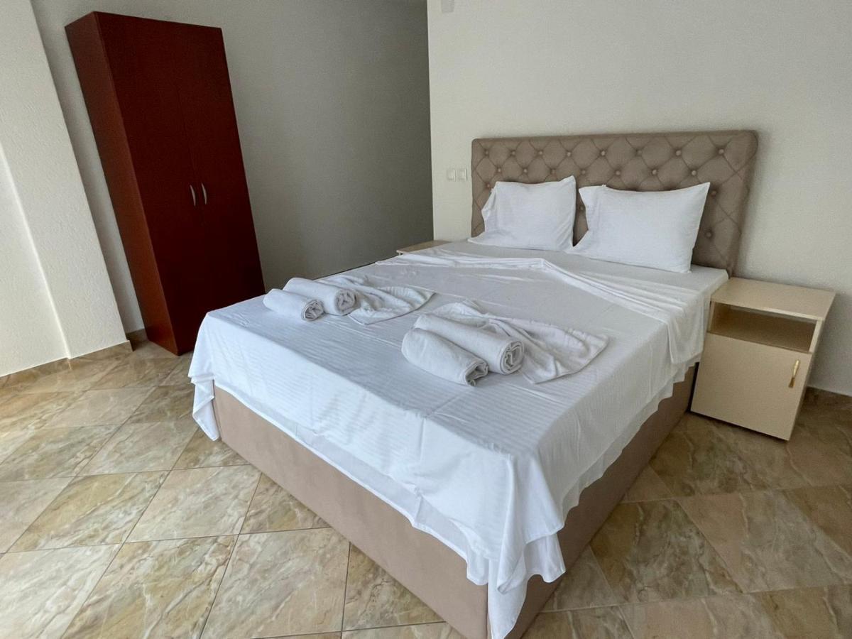 Hotel Montenegro Struga Exterior foto